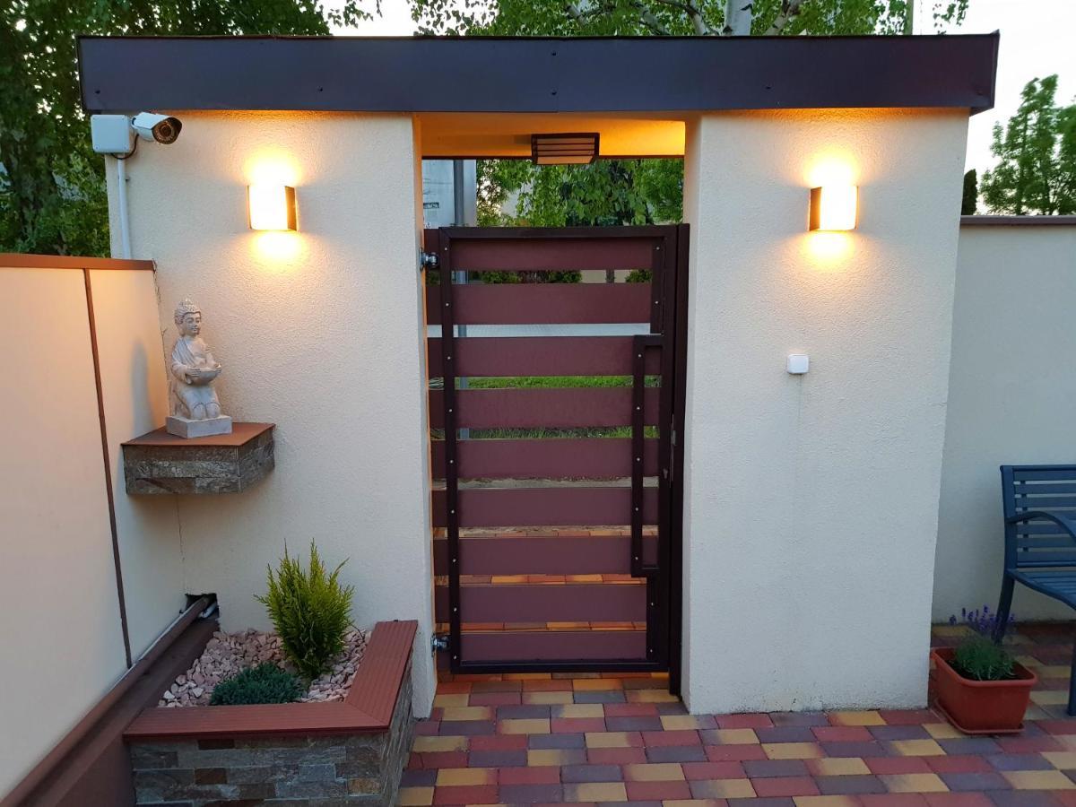 Napsugár Villa B Siófok Exterior foto